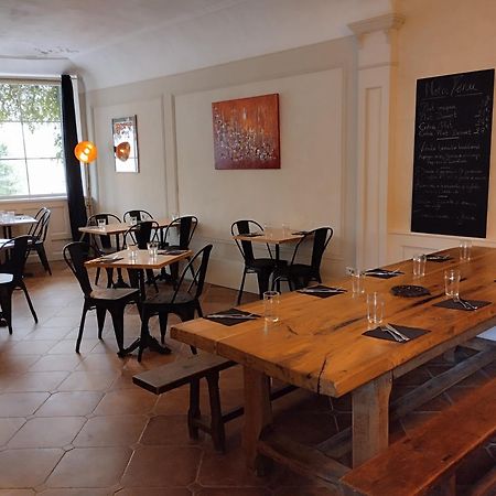 Le Patio Hotel Grignan Exterior photo