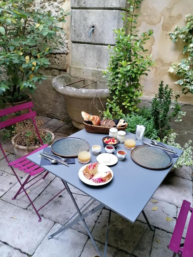 Le Patio Hotel Grignan Exterior photo