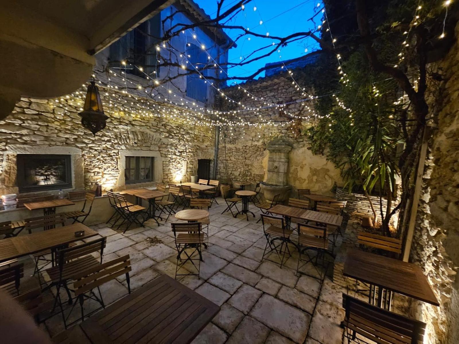 Le Patio Hotel Grignan Exterior photo