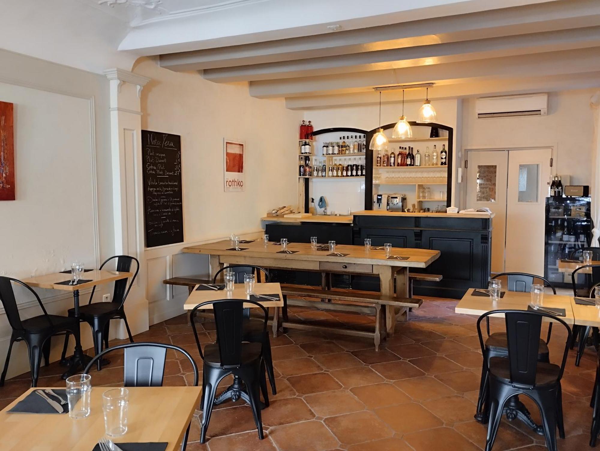 Le Patio Hotel Grignan Exterior photo